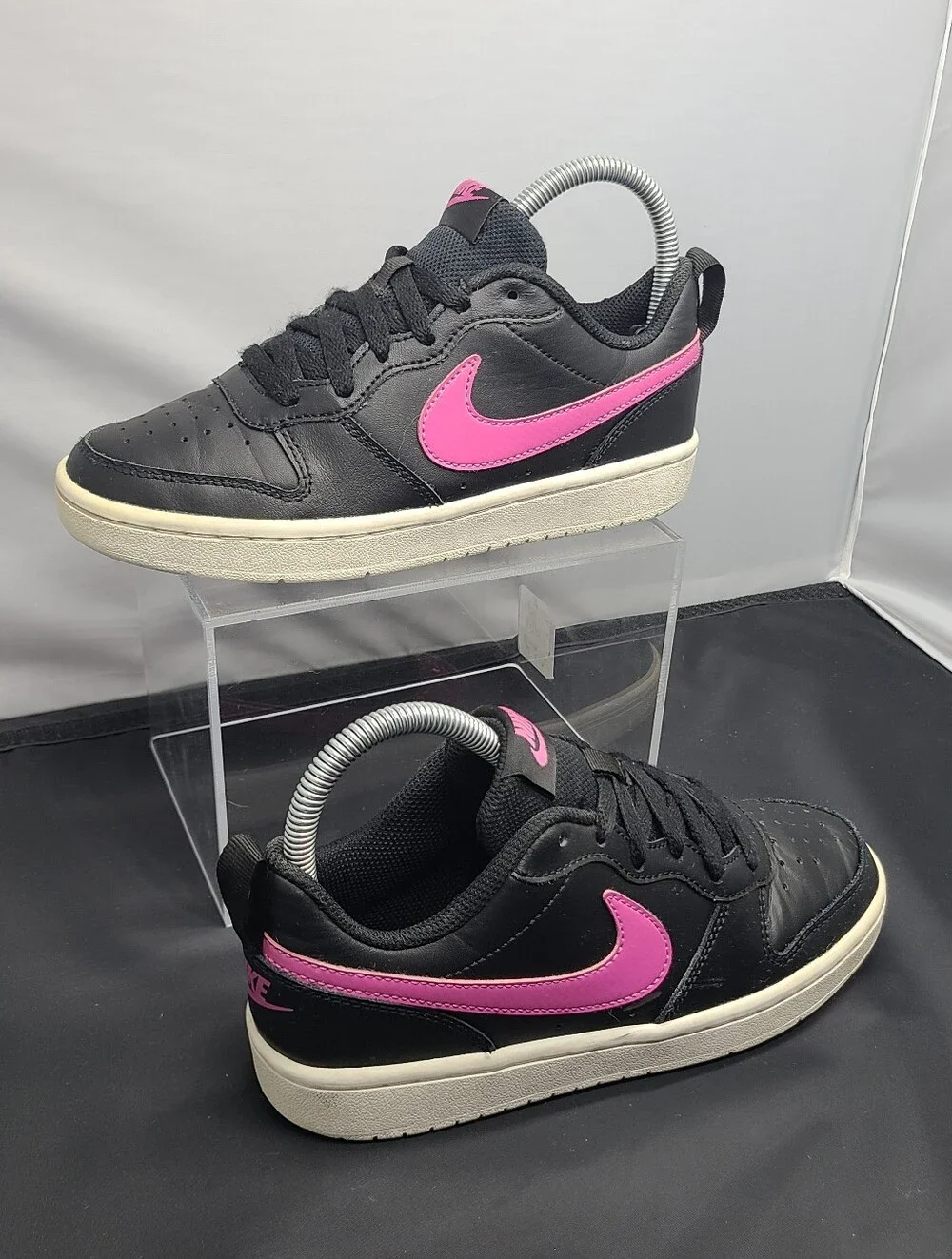 Nike Court Borough Low 2 GS 'Black Active Fuchsia Girl kids size 3.5Y